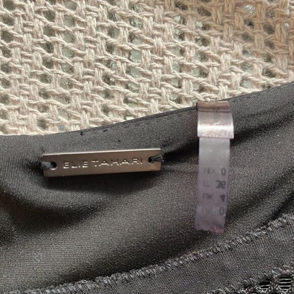 Elie Tahari black net front back zipper great condition - Picture 6 of 11